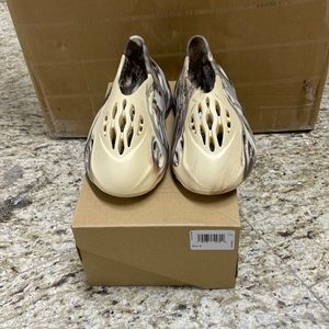 Mx cream clay foam runner